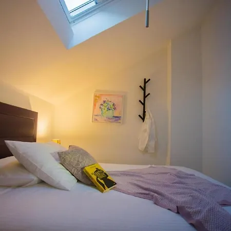 Luka's - ''no.9'' Gallery One-bedroom With Balcony... تْسافتات