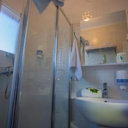 Luka's - ''no.9'' Gallery One-bedroom With Balcony... شقة تْسافتات